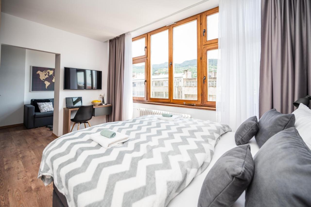 Modern And Bright Apartments - Main Street Сараєво Екстер'єр фото